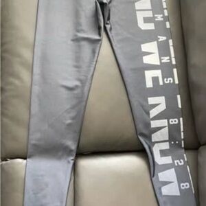 NWOT: Romans 8:28 Women’s Leggings; Size S